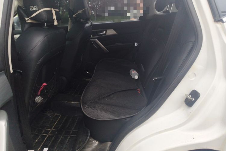 Used Haval H2 2014 1.5T Manual Two-Wheel Drive Elite Edition Left Rear Seat