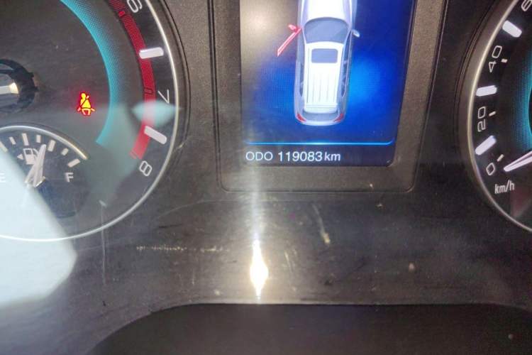 Used Haval H2 2014 1.5T Manual Two-Wheel Drive Prestige Edition Odometer Close Up