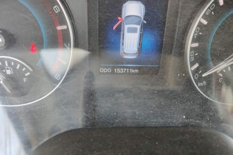 Used Haval H2 2014 1.5T Manual Two-Wheel Drive Elite Edition Odometer Close Up