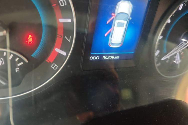 Used Haval H2 2014 1.5T Manual Two-Wheel Drive Elite Edition Odometer Close Up
