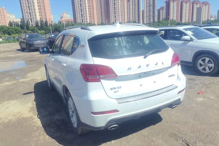 Used Haval H2 2014 1.5T Manual Two-Wheel Drive Elite Edition Rear Left 45 Deg