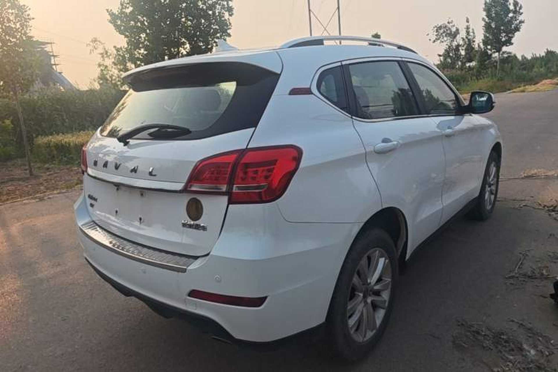 Used Haval H2 2014 1.5T Manual Two-Wheel Drive Elite Edition Rear Right 45 Deg