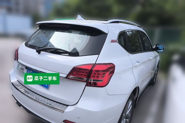 Used Haval H2 2014 1.5T Manual Two-Wheel Drive Elite Edition Rear Right 45 Deg