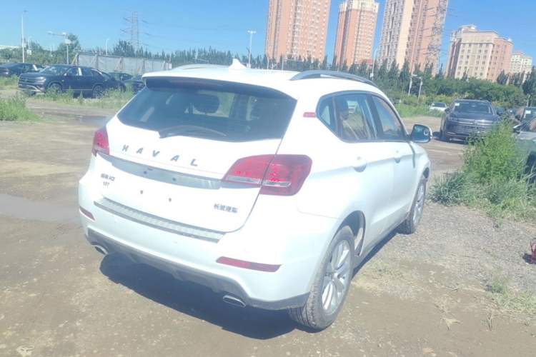 Used Haval H2 2014 1.5T Manual Two-Wheel Drive Elite Edition Rear Right 45 Deg