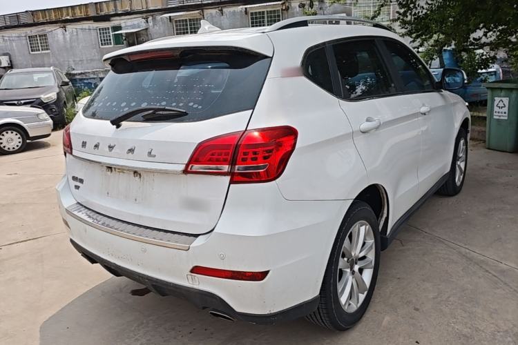 Used Haval H2 2014 1.5T Manual Two-Wheel Drive Elite Edition Rear Right 45 Deg