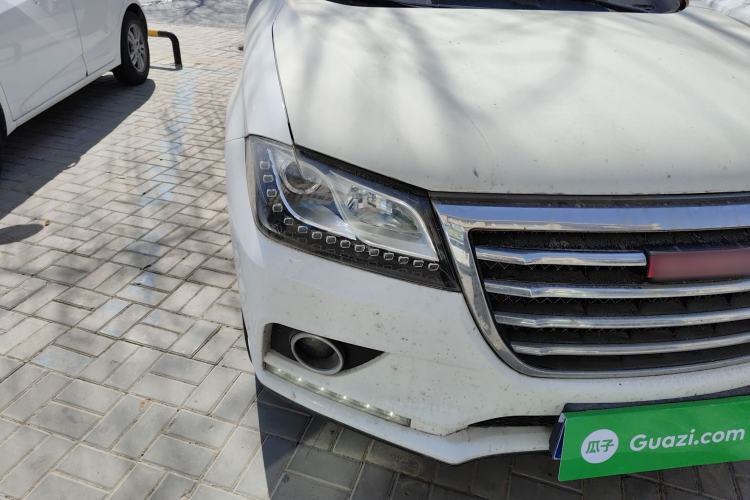 Used Haval H2 2014 1.5T Manual Two-Wheel Drive Elite Edition Right Front Headlight