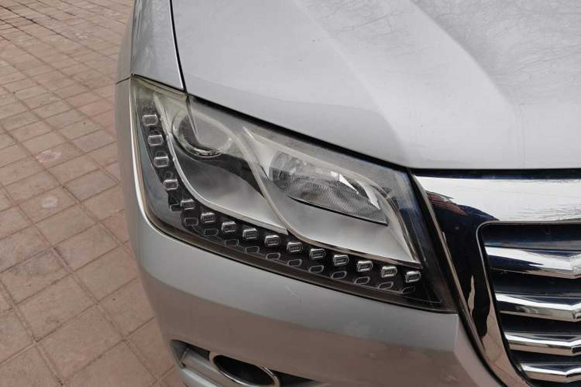 Used Haval H2 2014 1.5T Manual Two-Wheel Drive Elite Edition Right Front Headlight