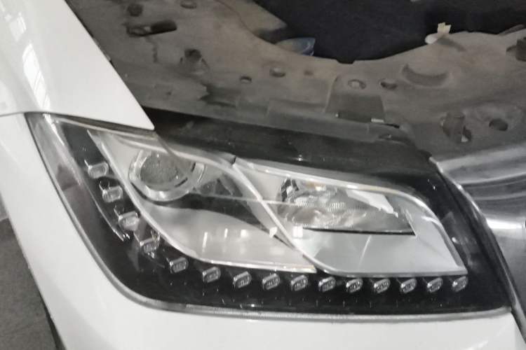 Used Haval H2 2014 1.5T Manual Two-Wheel Drive Elite Edition Right Front Headlight