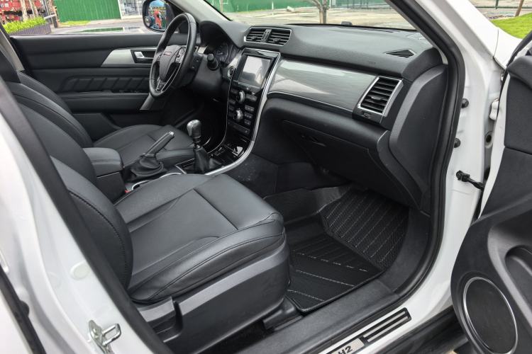 Used Haval H2 2014 1.5T Manual Two-Wheel Drive Elite Edition Right Front Seat