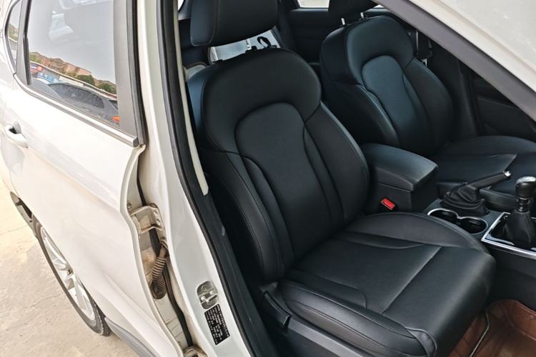 Used Haval H2 2014 1.5T Manual Two-Wheel Drive Elite Edition Right Front Seat