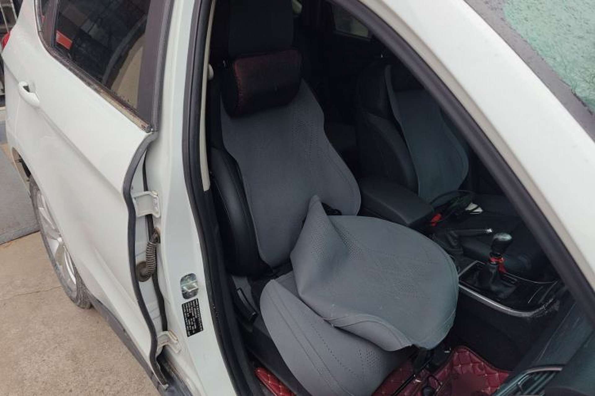 Used Haval H2 2014 1.5T Manual Two-Wheel Drive Elite Edition Right Front Seat
