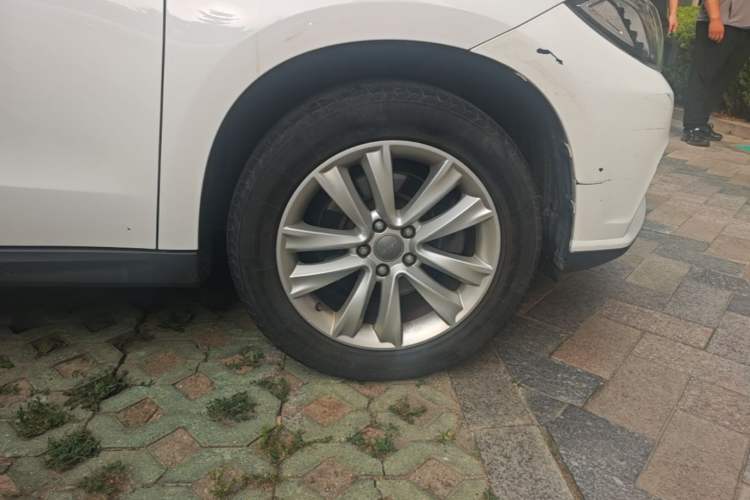 Used Haval H2 2014 1.5T Manual Two-Wheel Drive Elite Edition Right Front Wheel Hub