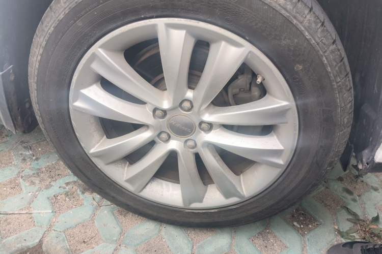 Used Haval H2 2014 1.5T Manual Two-Wheel Drive Elite Edition Right Front Wheel Hub