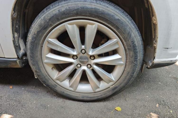 Used Haval H2 2014 1.5T Manual Two-Wheel Drive Prestige Edition Right Front Wheel Hub