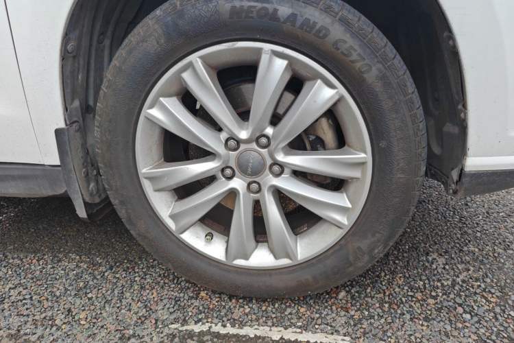 Used Haval H2 2014 1.5T Manual Two-Wheel Drive Elite Edition Right Front Wheel Hub