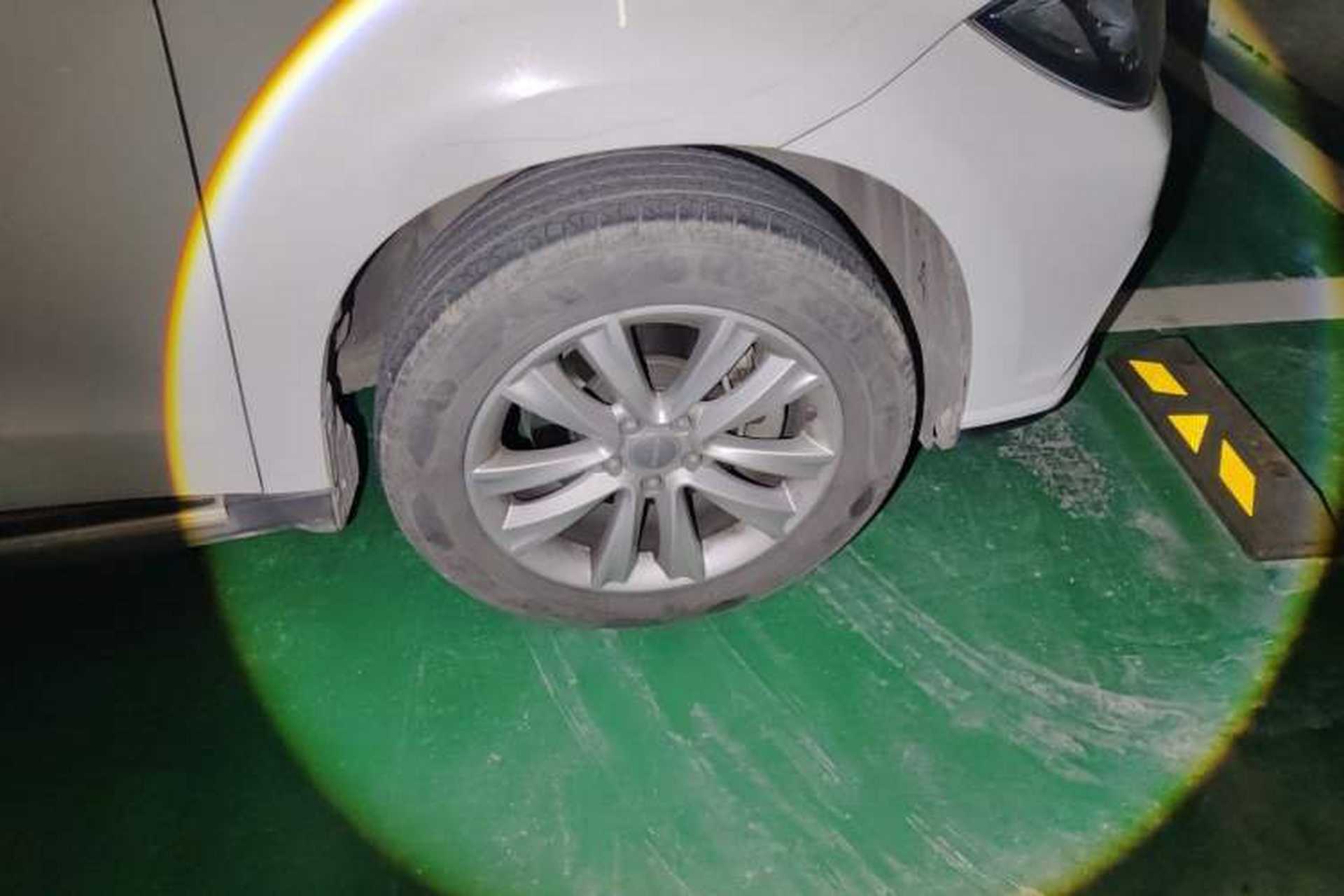 Used Haval H2 2014 1.5T Manual Two-Wheel Drive Elite Edition Right Front Wheel Hub