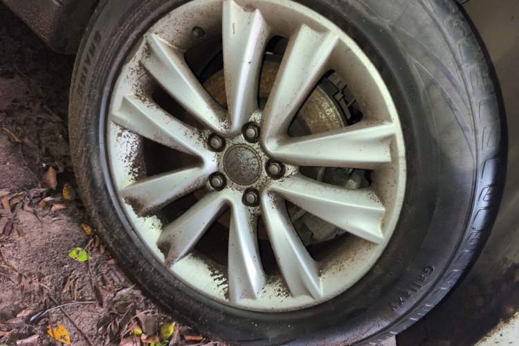 Used Haval H2 2014 1.5T Manual Two-Wheel Drive Elite Edition Right Front Wheel Hub