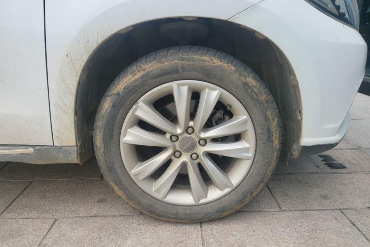 Used Haval H2 2014 1.5T Manual Two-Wheel Drive Elite Edition Right Front Wheel Hub