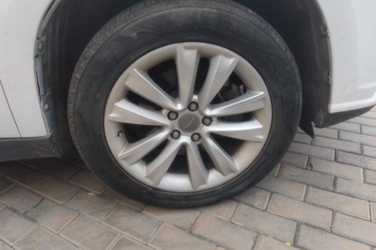 Used Haval H2 2014 1.5T Manual Two-Wheel Drive Elite Edition Right Front Wheel Hub