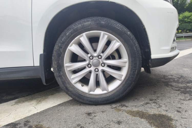 Used Haval H2 2014 1.5T Manual Two-Wheel Drive Elite Edition Right Front Wheel Hub