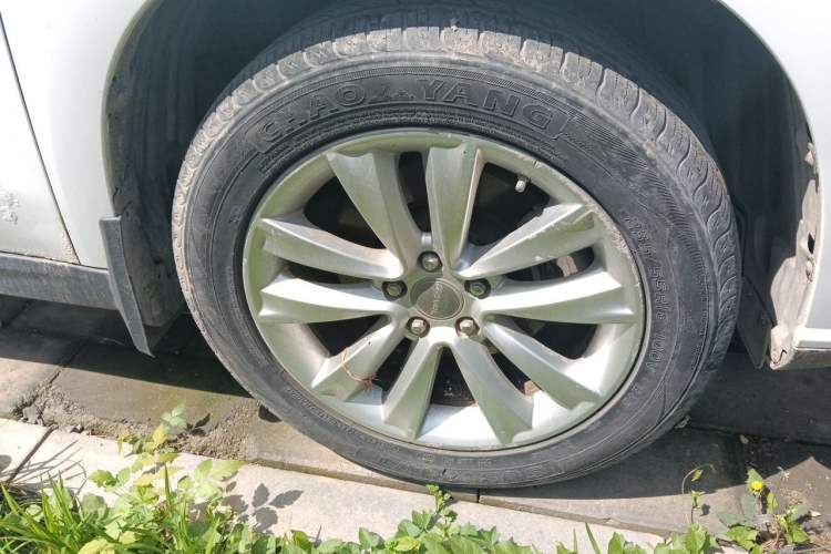 Used Haval H2 2014 1.5T Manual Two-Wheel Drive Elite Edition Right Front Wheel Hub