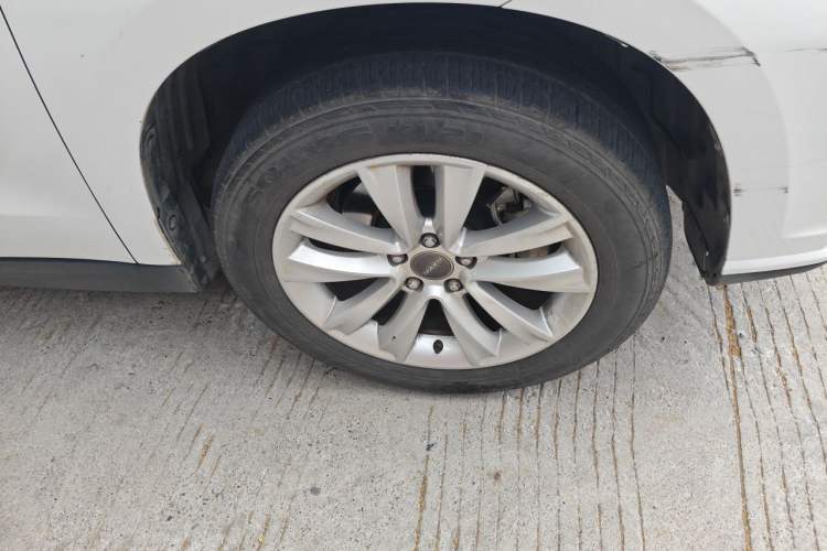 Used Haval H2 2014 1.5T Manual Two-Wheel Drive Elite Edition Right Front Wheel Hub
