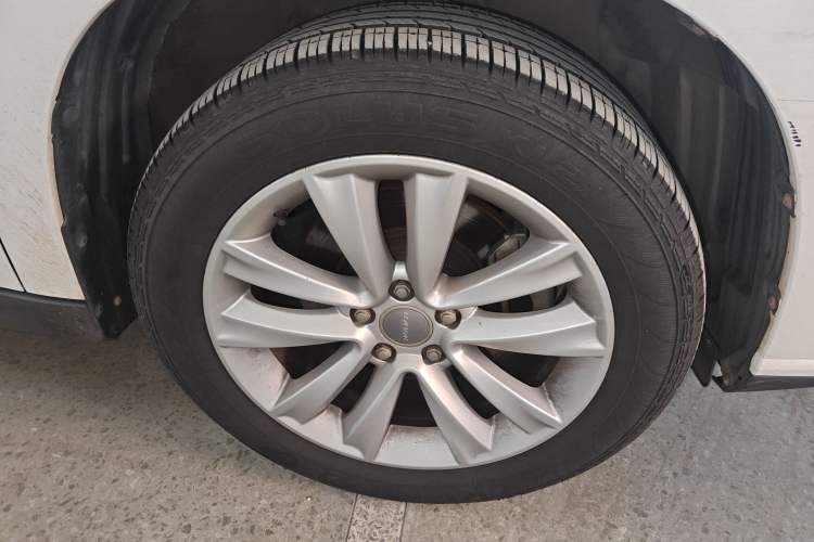 Used Haval H2 2014 1.5T Manual Two-Wheel Drive Elite Edition Right Front Wheel Hub