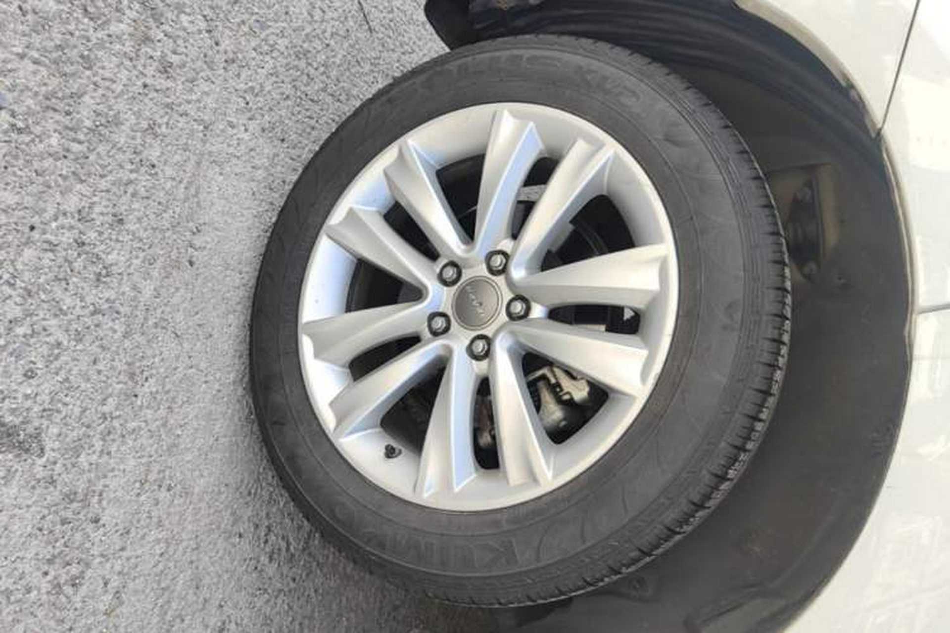 Used Haval H2 2014 1.5T Manual Two-Wheel Drive Elite Edition Right Rear Wheel Hub