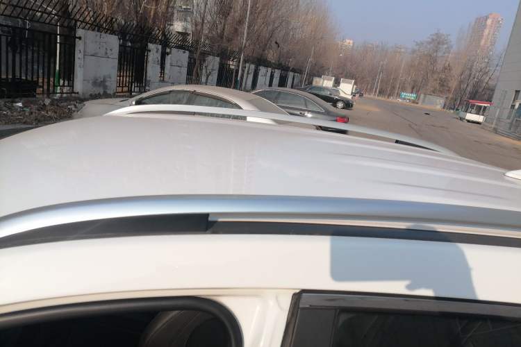 Used Haval H2 2014 1.5T Manual Two-Wheel Drive Elite Edition Roof