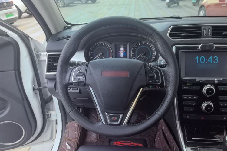 Used Haval H2 2014 1.5T Manual Two-Wheel Drive Elite Edition Steering Wheel