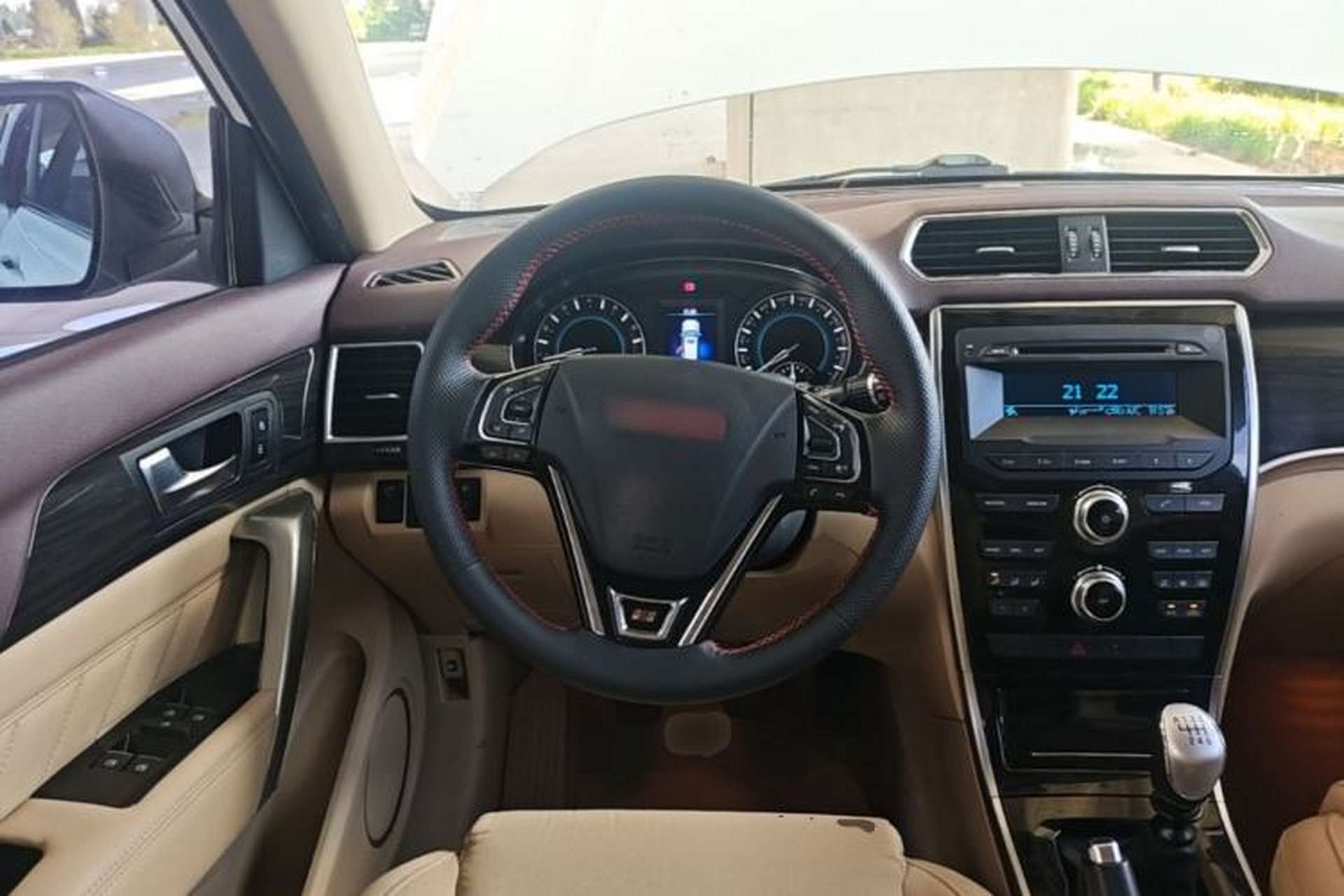 Used Haval H2 2014 1.5T Manual Two-Wheel Drive Urban Edition Steering Wheel