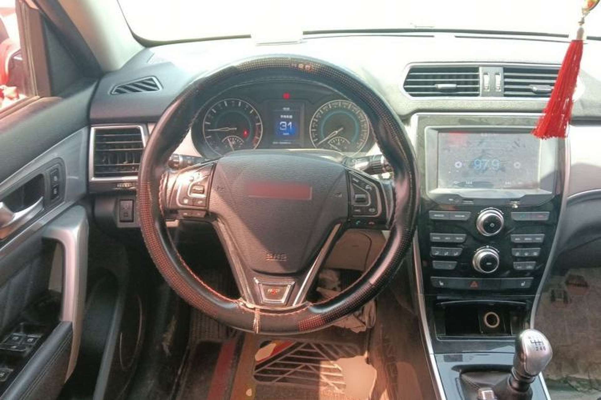 Used Haval H2 2014 1.5T Manual Two-Wheel Drive Elite Edition Steering Wheel