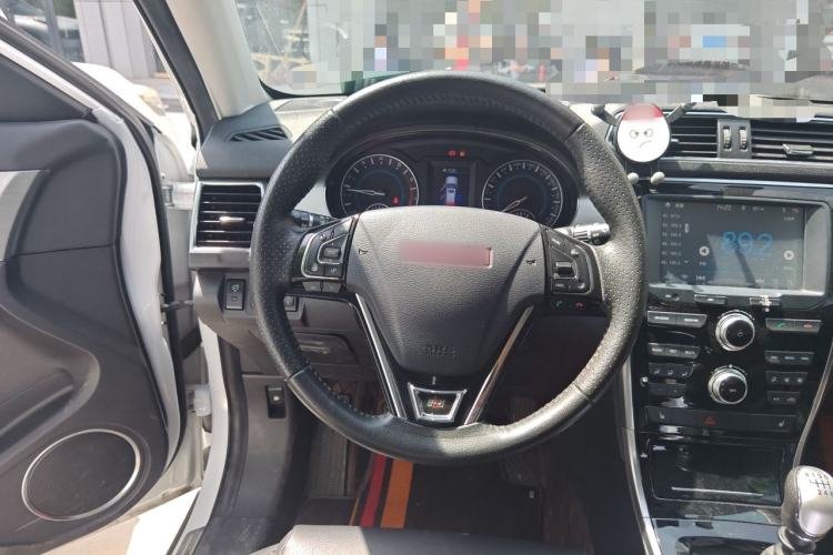 Used Haval H2 2014 1.5T Manual Two-Wheel Drive Elite Edition Steering Wheel