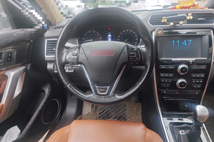 Used Haval H2 2014 1.5T Manual Two-Wheel Drive Elite Edition Steering Wheel