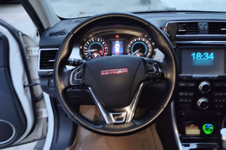 Used Haval H2 2014 1.5T Manual Two-Wheel Drive Elite Edition Steering Wheel