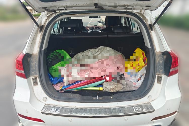 Used Haval H2 2014 1.5T Manual Two-Wheel Drive Elite Edition Trunk