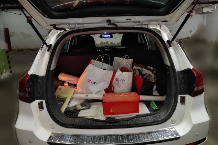 Used Haval H2 2014 1.5T Manual Two-Wheel Drive Elite Edition Trunk