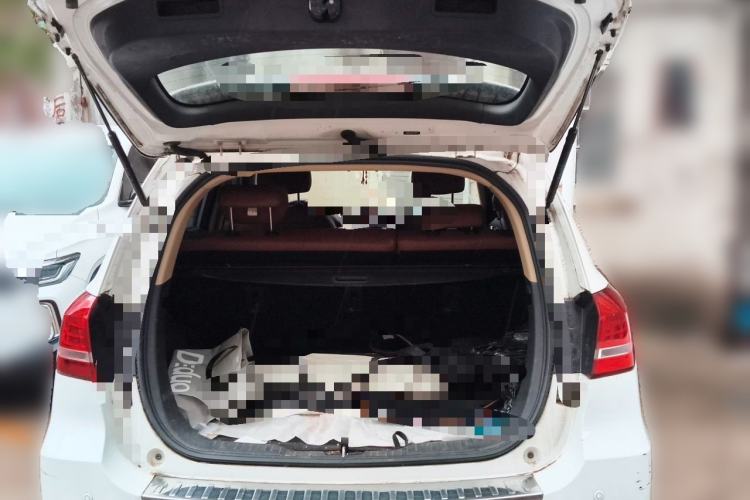 Used Haval H2 2014 1.5T Manual Two-Wheel Drive Elite Edition Trunk