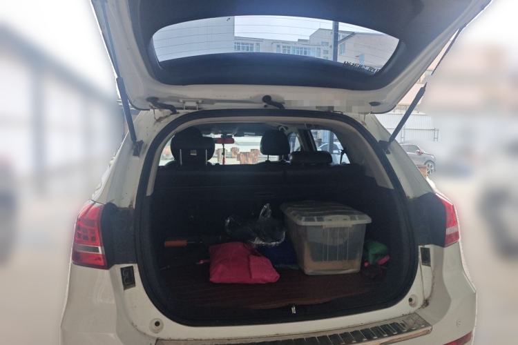Used Haval H2 2014 1.5T Manual Two-Wheel Drive Elite Edition Trunk