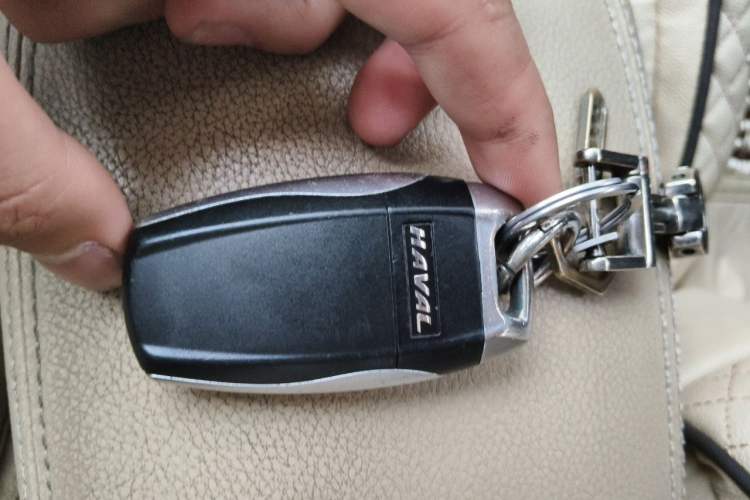 Used Haval H2 2014 1.5T Manual Two-Wheel Drive Urban Edition Vehicle Key