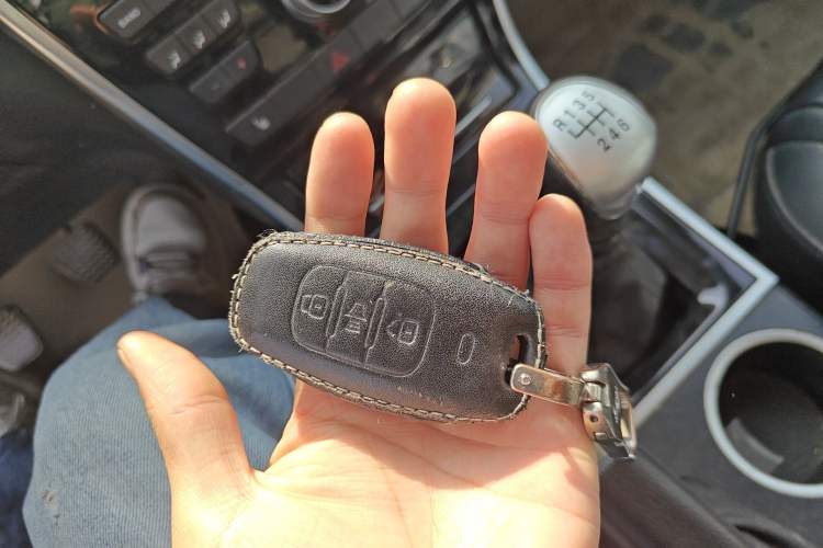 Used Haval H2 2014 1.5T Manual Two-Wheel Drive Elite Edition Vehicle Key