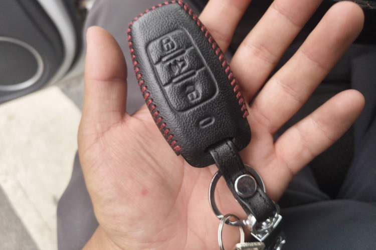 Used Haval H2 2014 1.5T Manual Two-Wheel Drive Elite Edition Vehicle Key