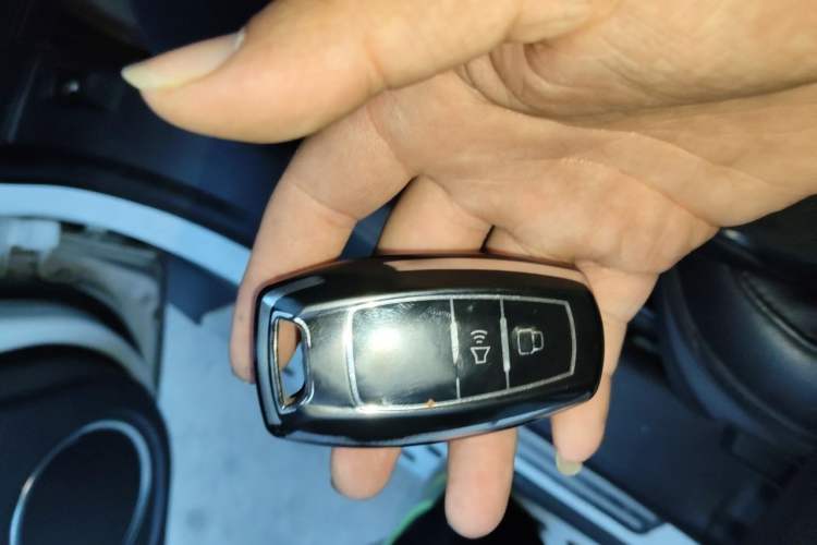 Used Haval H2 2014 1.5T Manual Two-Wheel Drive Elite Edition Vehicle Key