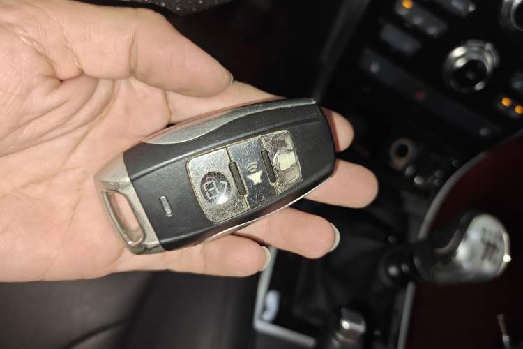 Used Haval H2 2014 1.5T Manual Two-Wheel Drive Elite Edition Vehicle Key