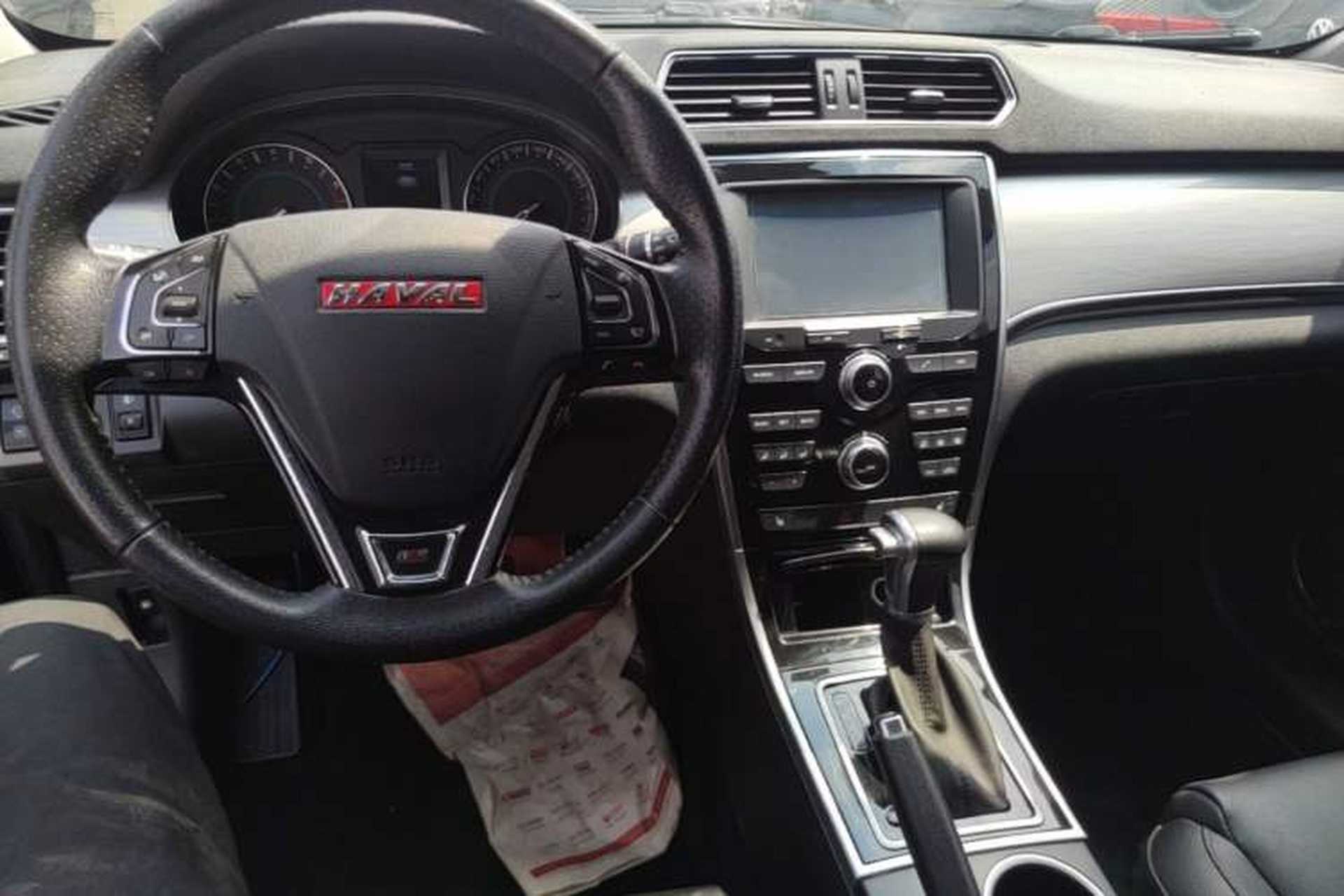 Used Haval H2 2015 1.5T Automatic Two-Wheel Drive Elite Edition Audio And AC Panel