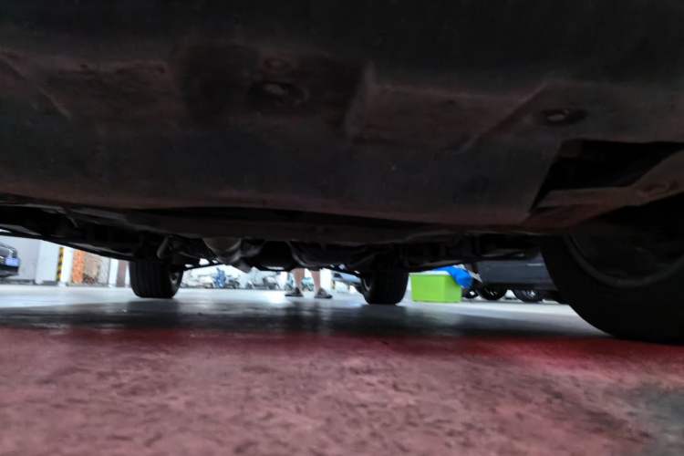 Used Haval H2 2015 1.5T Automatic Two-Wheel Drive Elite Edition Chassis Front