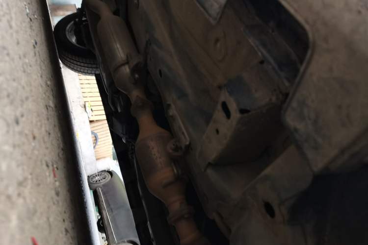 Used Haval H2 2015 1.5T Automatic Two-Wheel Drive Elite Edition Chassis Front Right