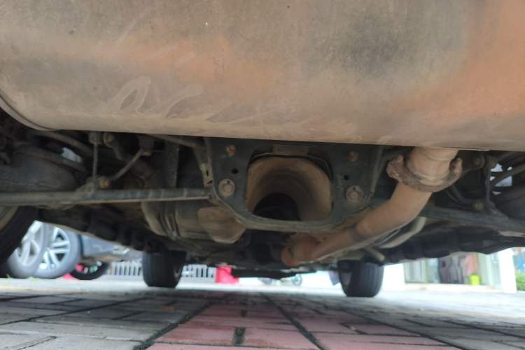 Used Haval H2 2015 1.5T Automatic Two-Wheel Drive Elite Edition Chassis Rear