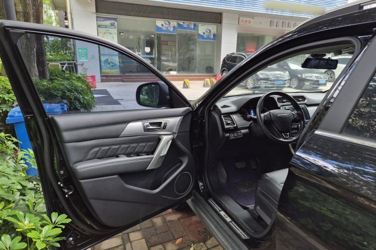 Used Haval H2 2015 1.5T Automatic Two-Wheel Drive Prestige Edition Driver Seat