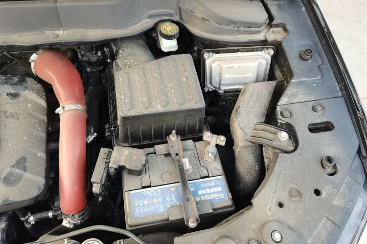 Used Haval H2 2015 1.5T Automatic Two-Wheel Drive Elite Edition Engine Bay Left
